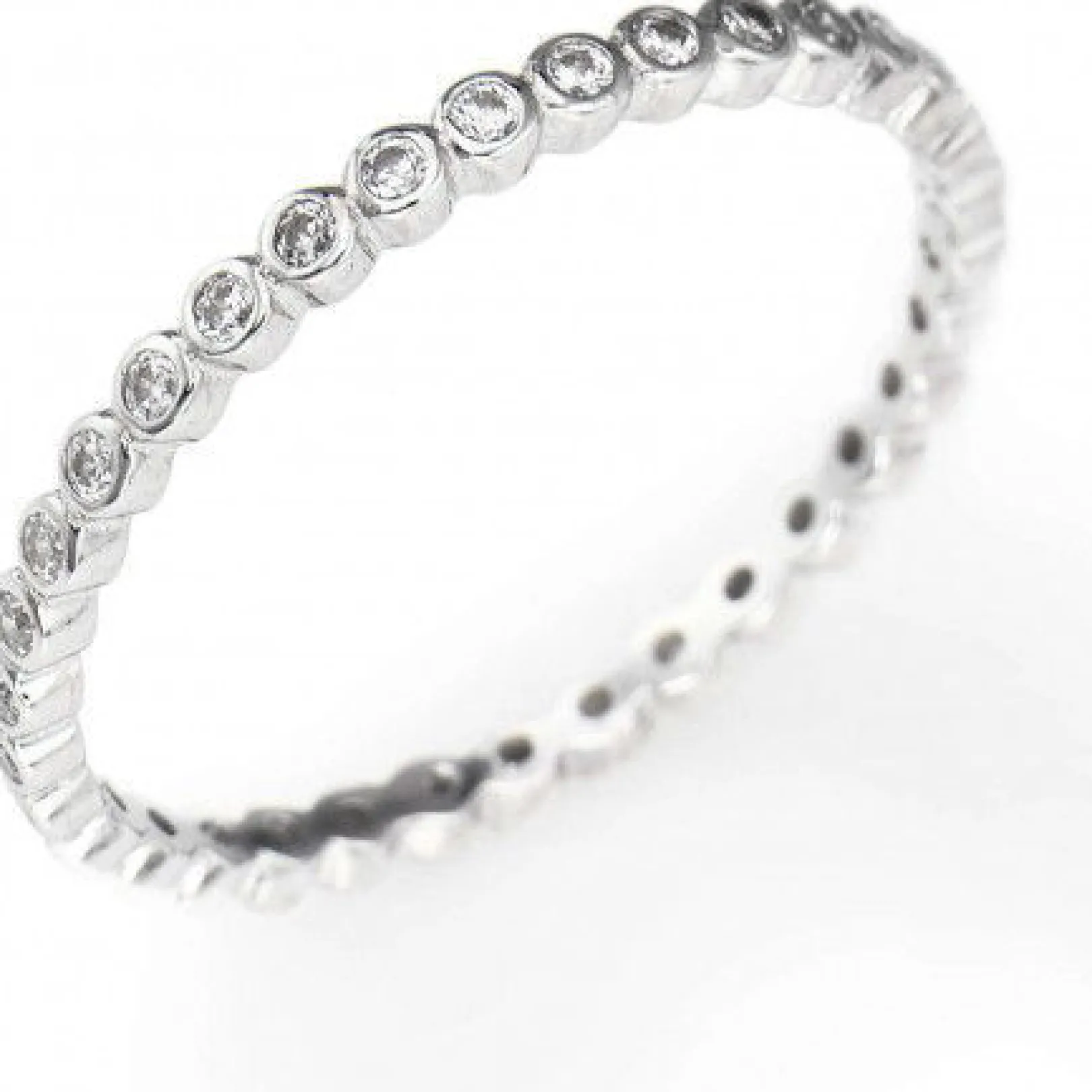 anello_con_zirconi_bianch_0.webp Hot Anello Con Zirconi Bianchi | RZ2 Donna Gioielli Moda Donna